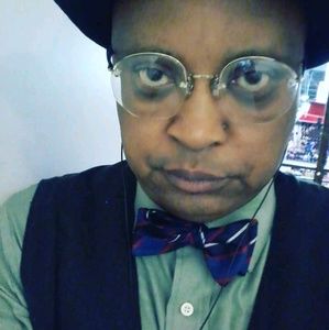 Meet your Posher, Jeffery